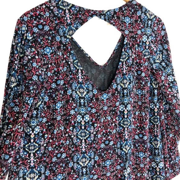 Lush Womens Black Floral V-Neck Cutout Back Long Sleeve Tunic Dress - Picture 4 of 16